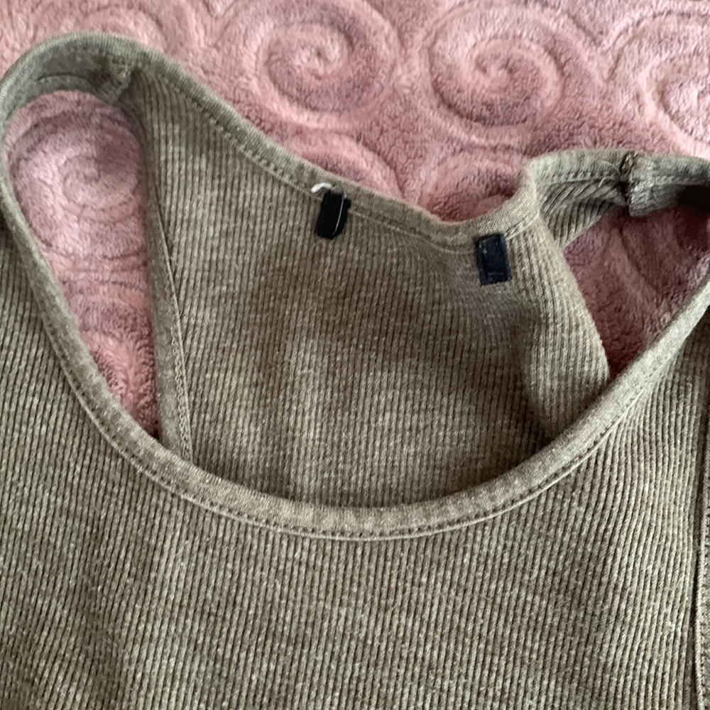 H&M Green Ribbed Tank Top - Picture 3 of 3